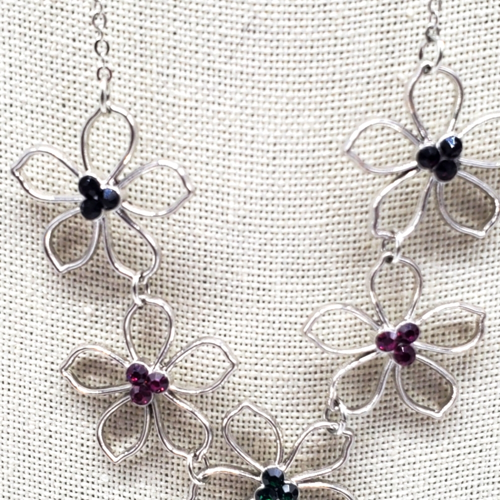 Necklace with earrings
